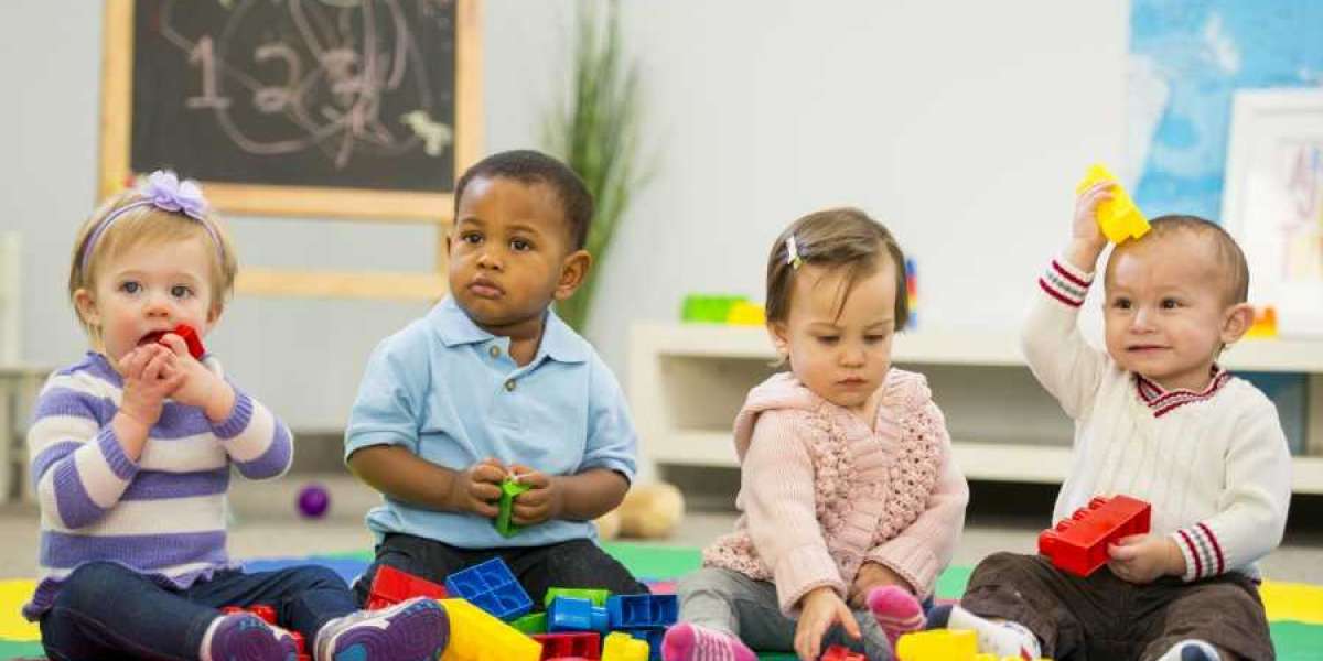 How to Handle Separation Anxiety When Dropping Off Your Child at Daycare Near You?