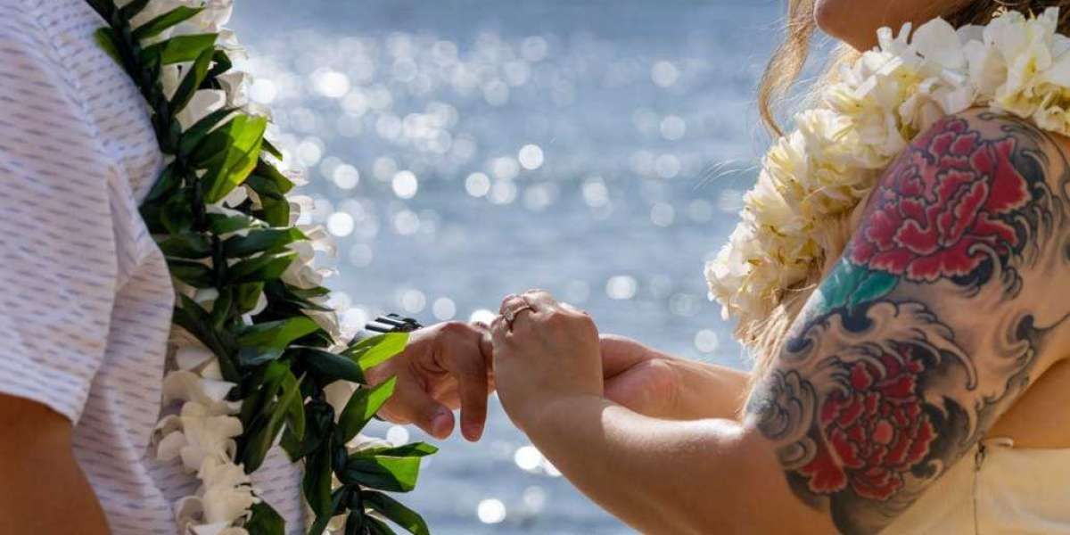 Capture Your Love Story With Top Oahu Engagement Photographer