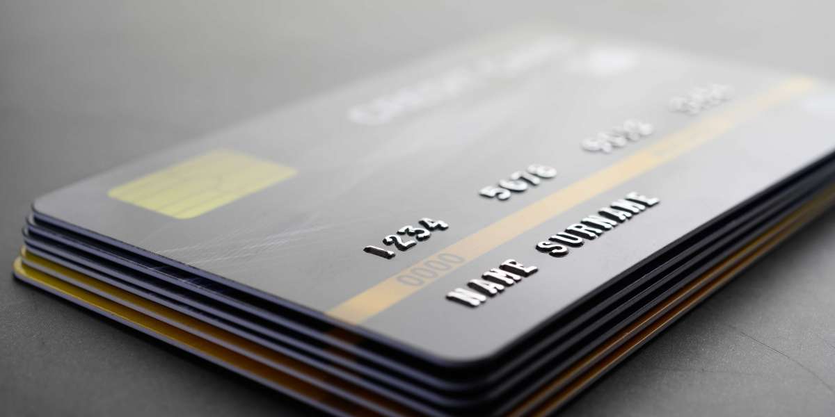 Custom Credit Cards: Personalizing Your Financial Experience