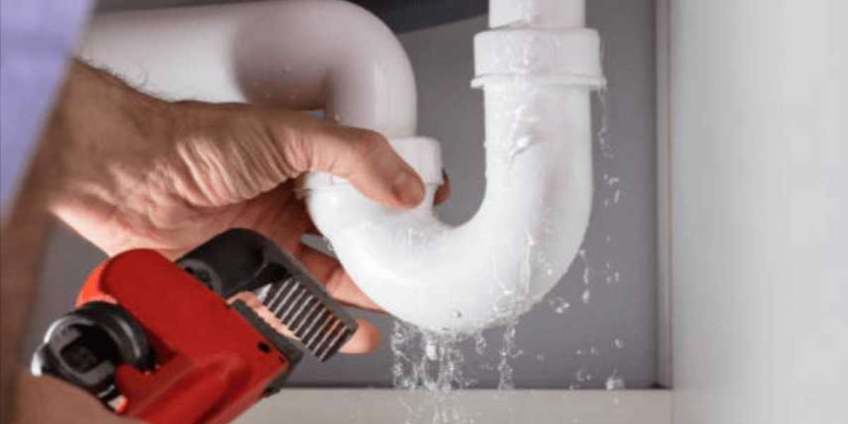 Why Hiring a Professional Plumber for a Burst Pipe Emergency Is Essential?