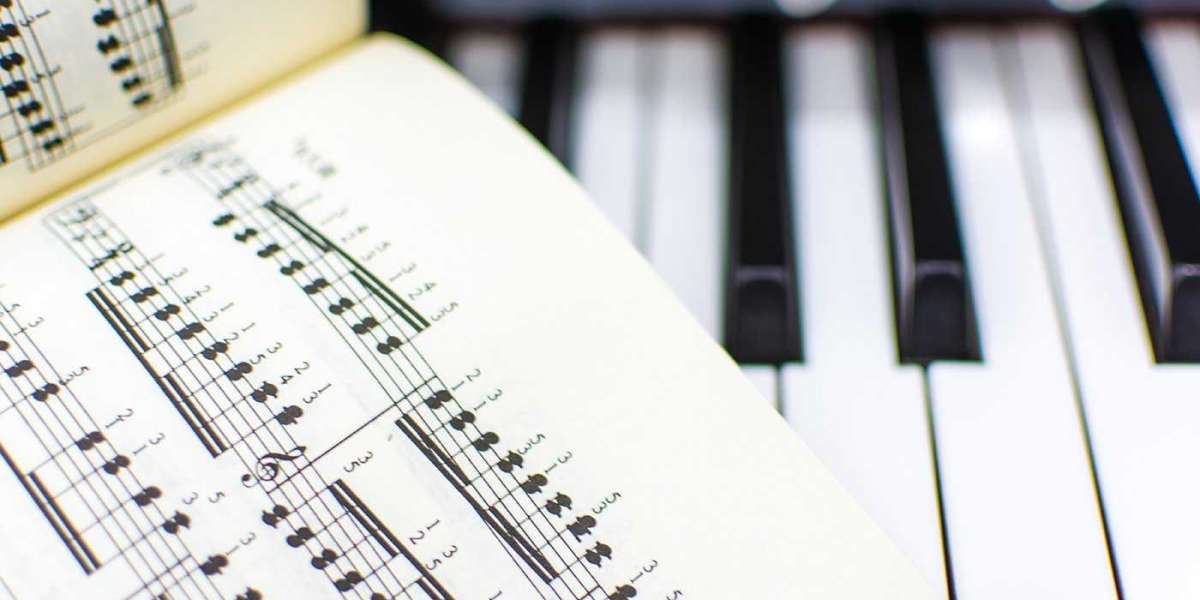 WHEN IS THE BEST TIME TO ENROLL IN MUSIC THEORY LESSONS?