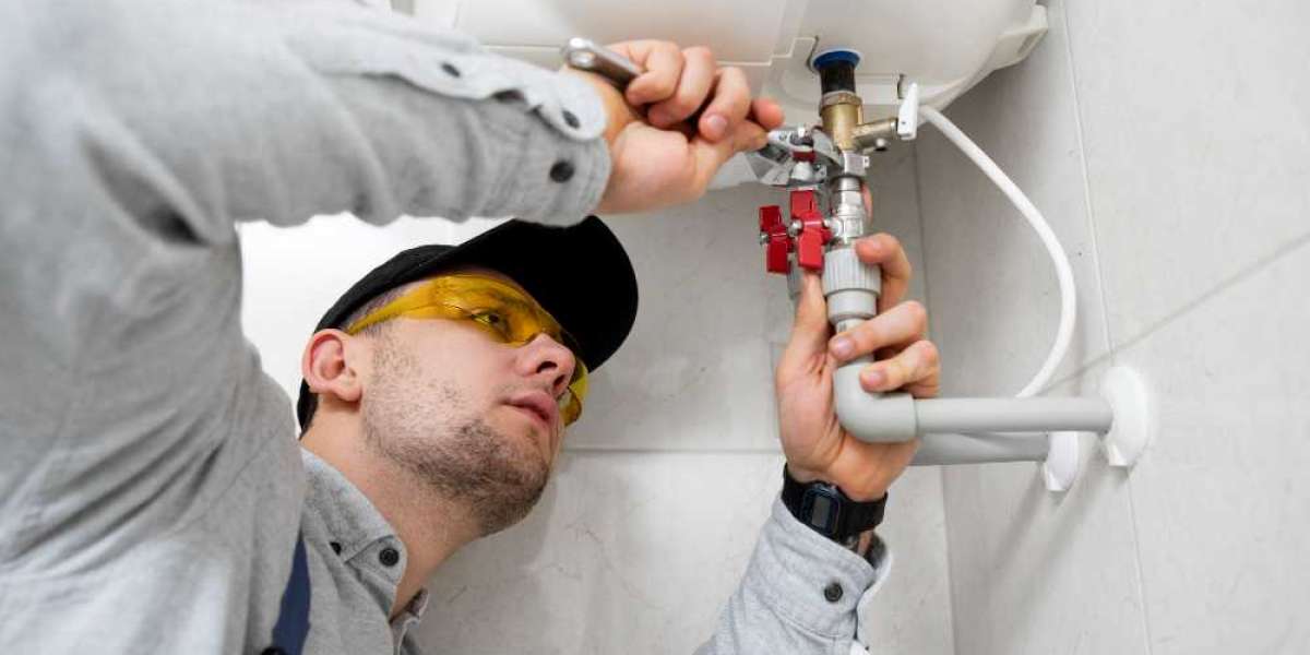 How to Choose the Right Plumbers and Cleaning Services for Your Home